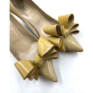 Valentino Garavani Leather High-Heeled Pumps with Bow Detail (37.5) W- 7